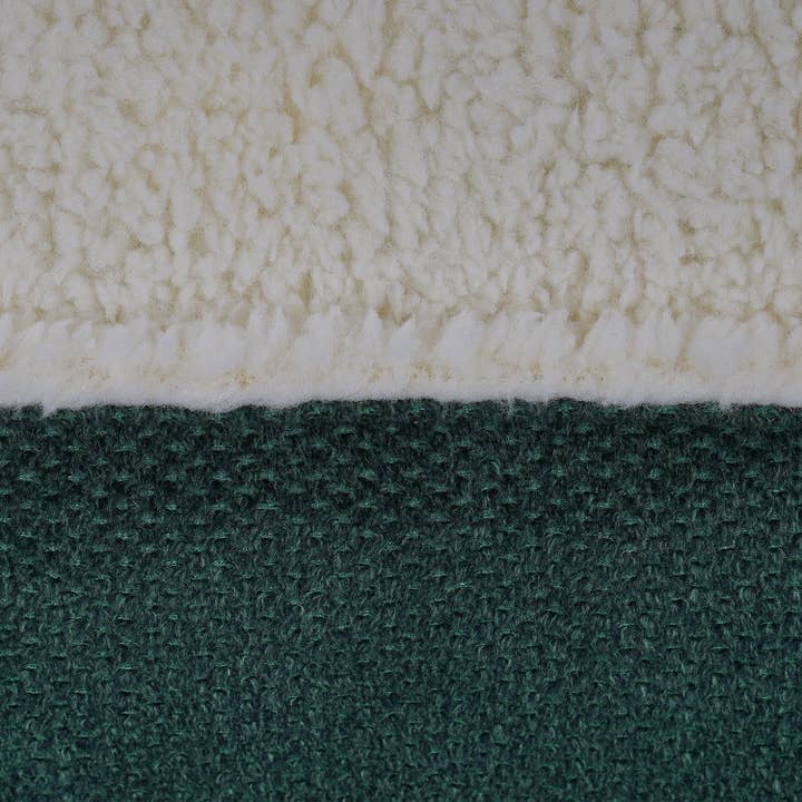 Ralph & Co – wholesale Pet bed – Dog – Luxury Green Pillow Bed With Removable Covers | Richmond7