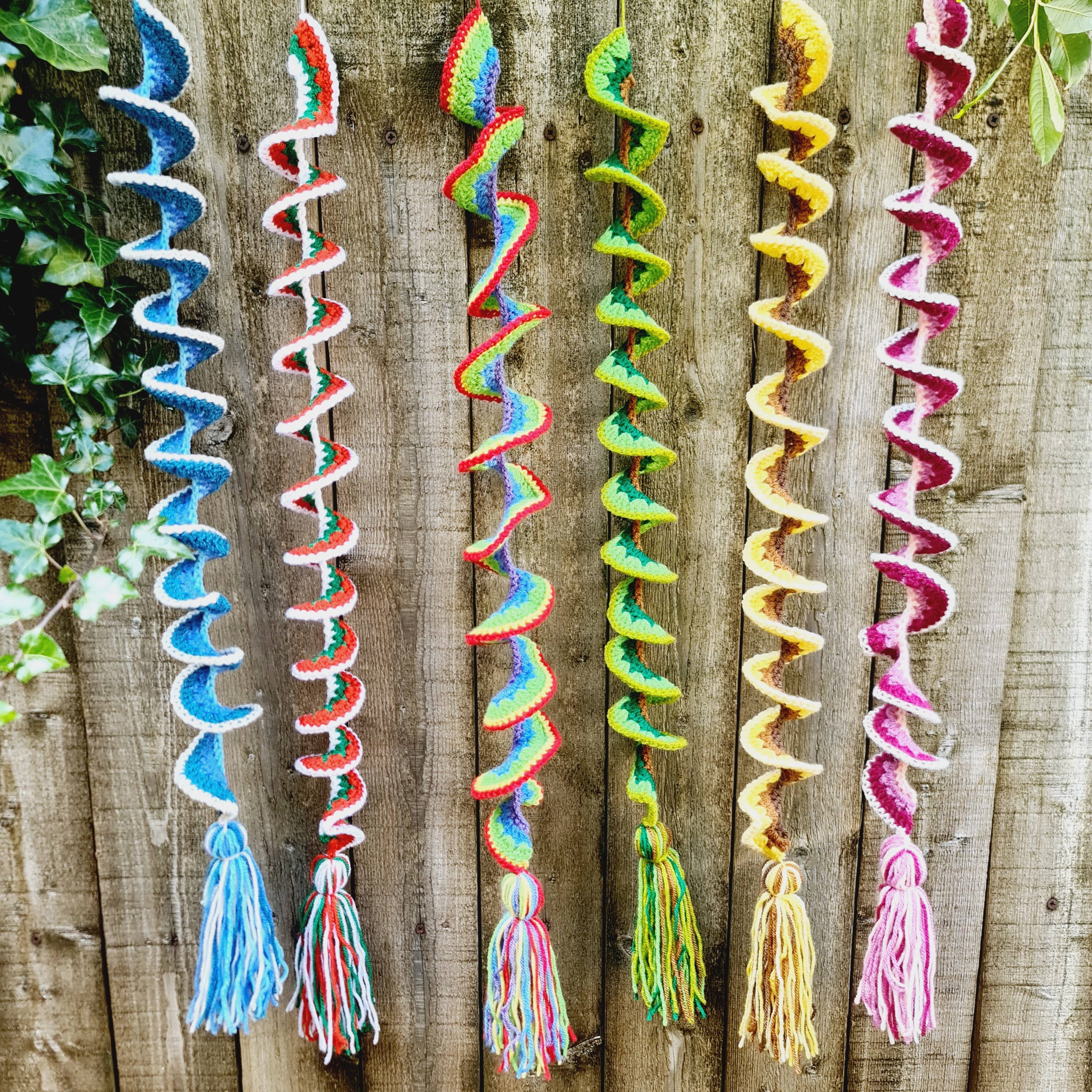 Sarah Lou Crafts – wholesale Wind spinner – Rainbow Wind Spinner - Home & Garden Décor8