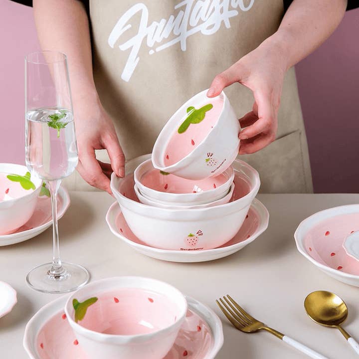 Strawberry Series Rice Bowl 4.75" for wholesale by Yami