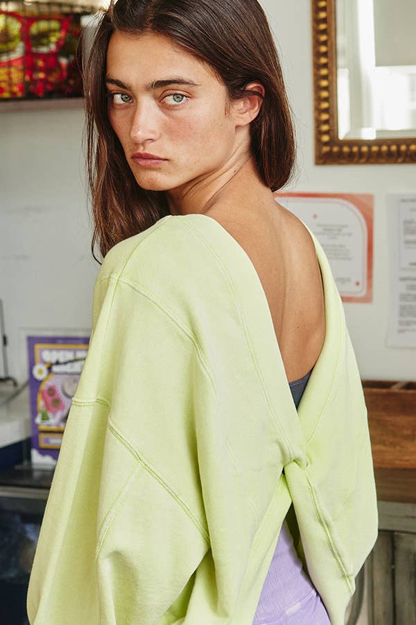 BUCKETLIST INC - Wholesale Sweatshirt - Women's - IT1365A Reversible Twist-Front Washed Terry Sweatshirt Top6