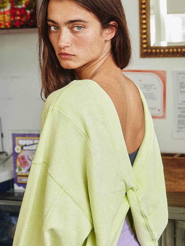 BUCKETLIST INC - Wholesale Sweatshirt - Women's - IT1365A Reversible Twist-Front Washed Terry Sweatshirt Top6