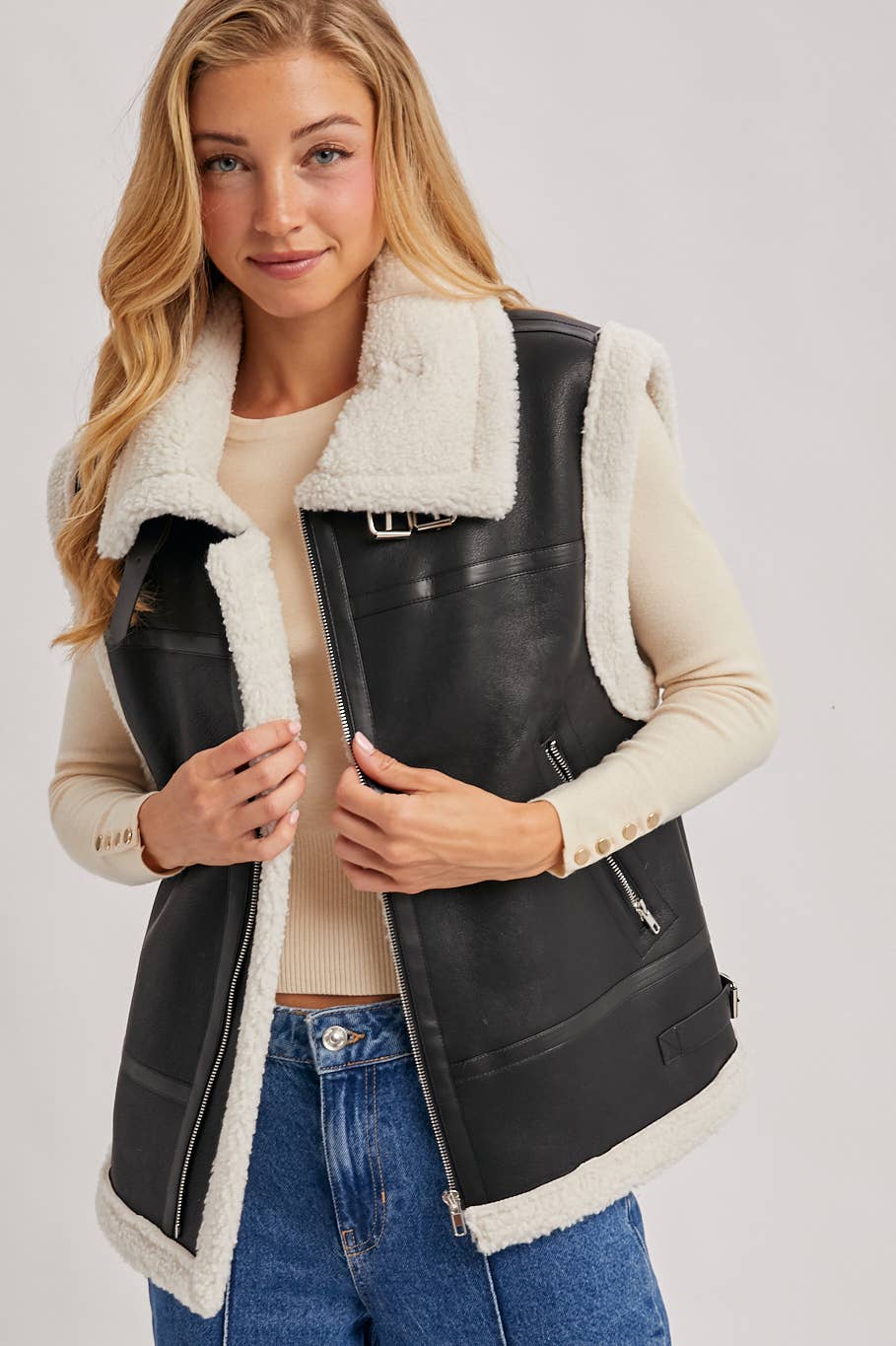 Bluivy – wholesale Outerwear Vest - Women’s – FAUX LEATHER WITH INNER FAUX SHEARLING AVIATOR VEST0