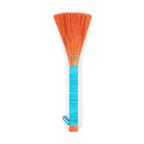 Spazzola per alghe marine in blu di Nanchino e calendula per la vendita all'ingrosso da parte di BRITISH COLOUR STANDARD - Europe