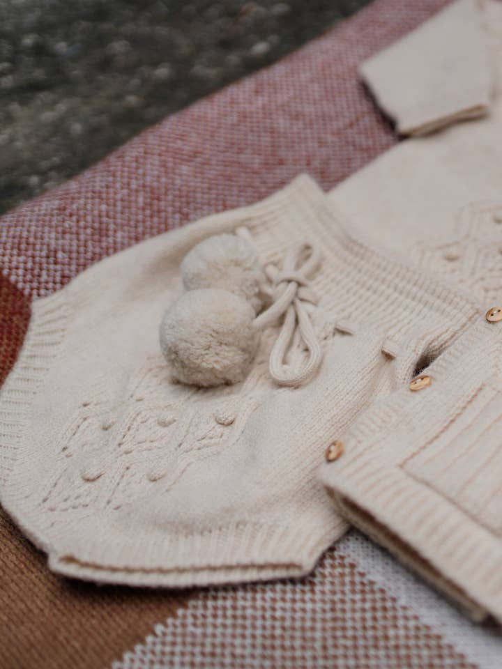 Pompom bloomer knitted in wool and cashmere blend | CHRISTMAS TIME for wholesale by Wedoble: sustainable children's fashion