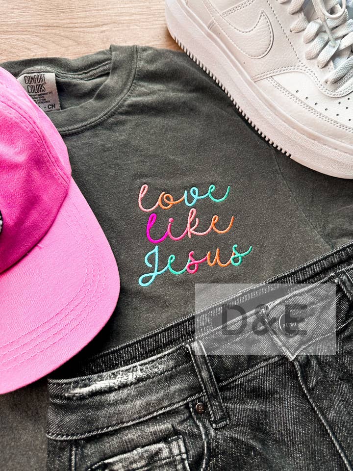 D&E Tees - Wholesale T-Shirt - Women's - Love Like Jesus Embroidery Graphic Tee1