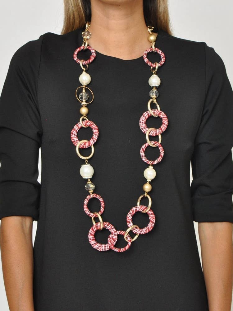 Victoria Moda - Wholesale Bib Necklace - Long necklace with linked rings2