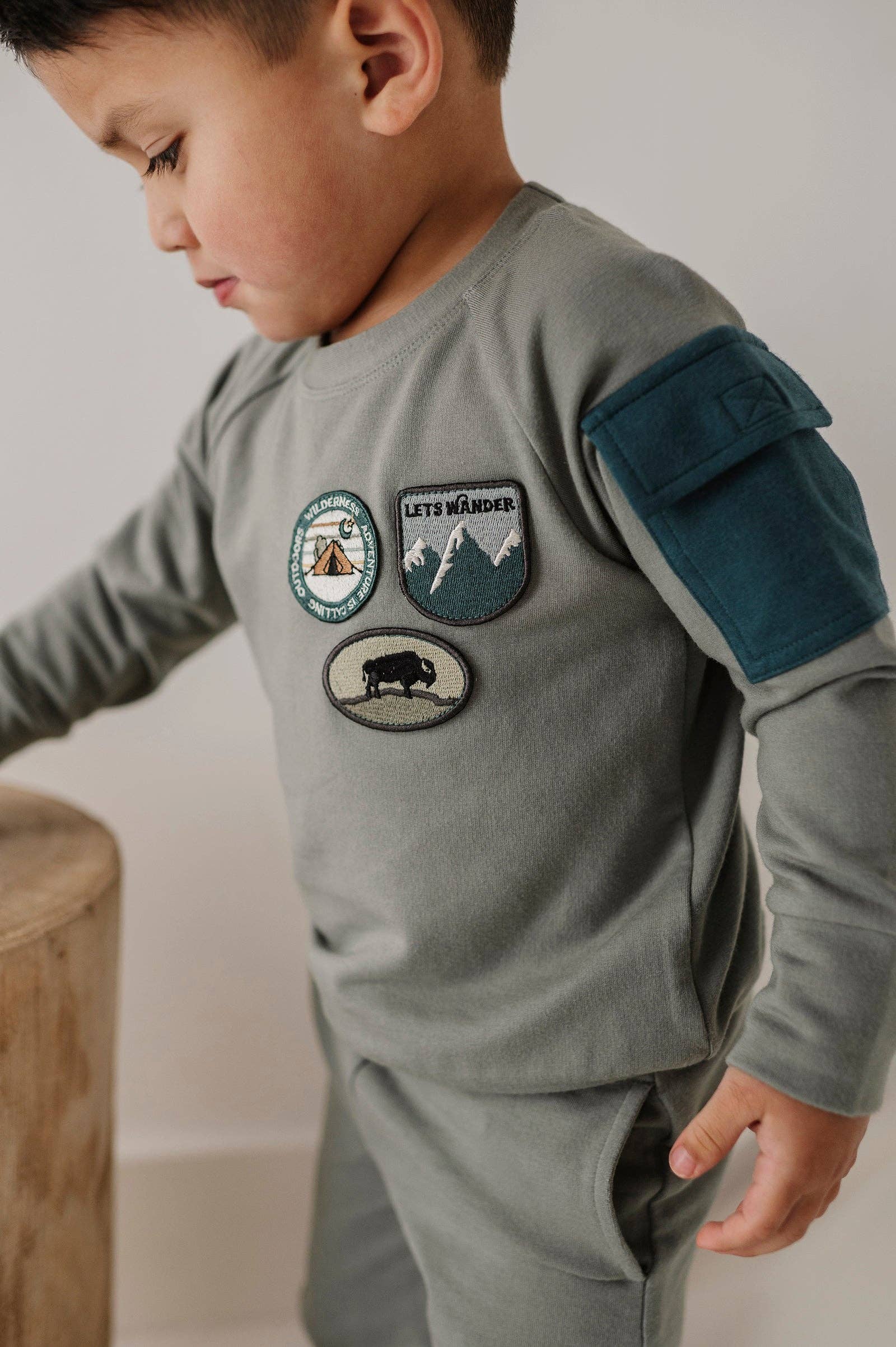 babysprouts clothing company - Wholesale Sweatshirt - Kids - Boy's Raglan Sweatshirt4