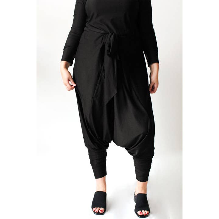 Pantalon de yoga de coiffure Harem résistant à l'eau de javel pour la vente par BeauTex Designs