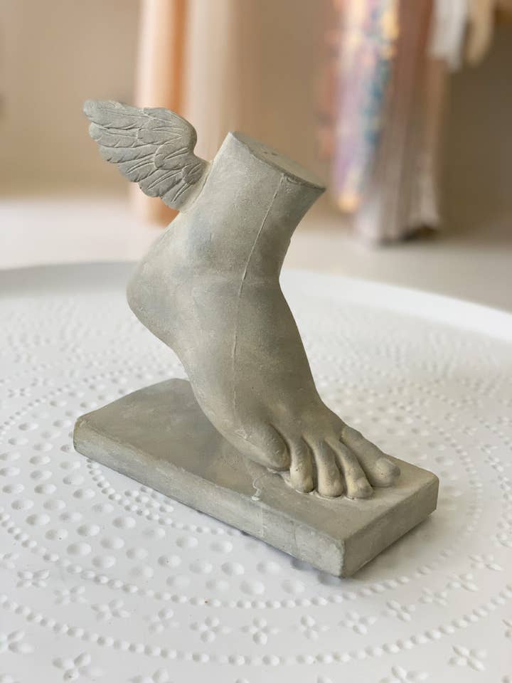 Hermes Foot for wholesale by RACHA