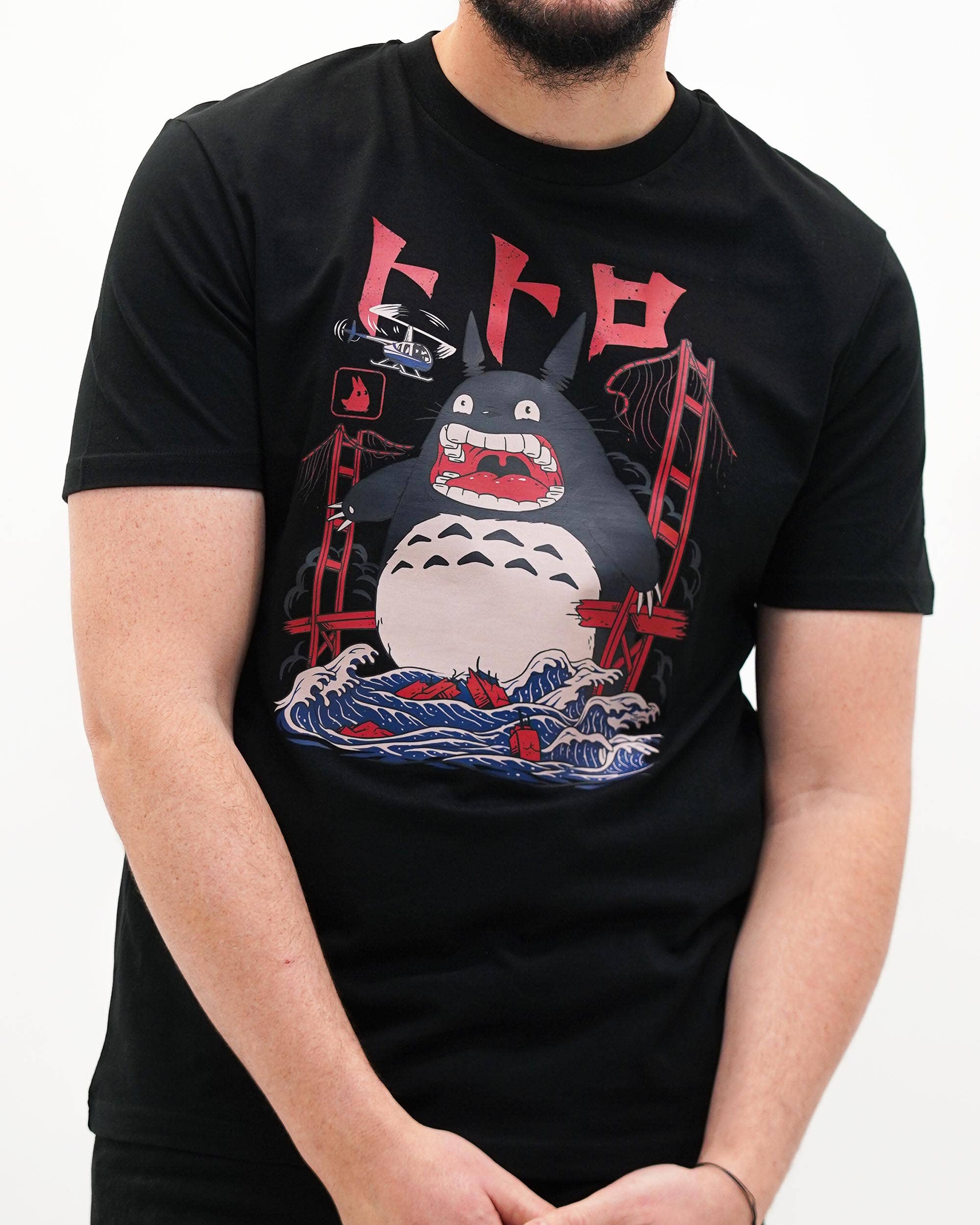 Grafitee - Wholesale Screen Printed T-Shirt - Unisex - Totoro Attack T-shirt - Totoro movie graphic tee shirt7