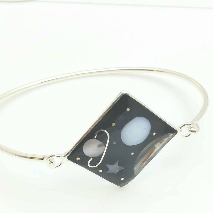 Costello International - Wholesale Bangle Bracelet - Petit Latch Bracelets25