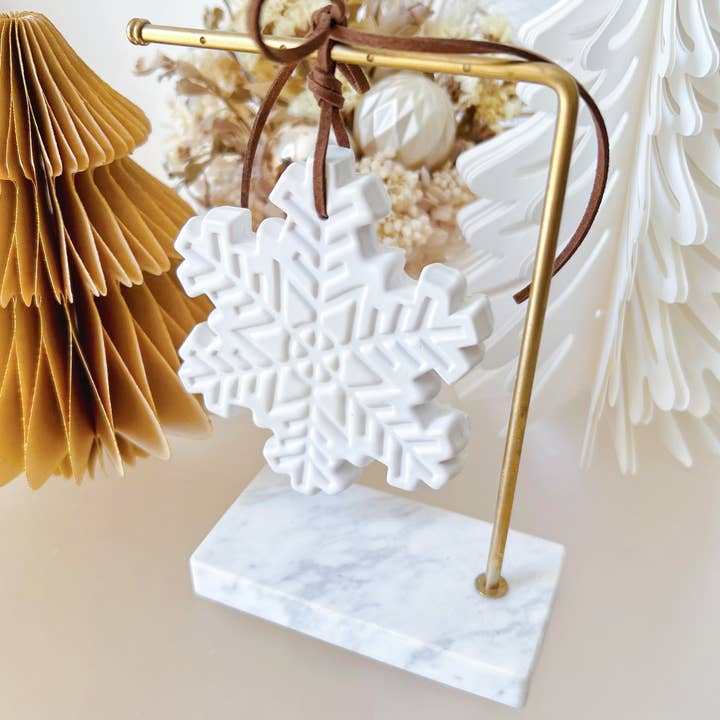 Snowflake Home Hanging Diffuser for wholesale by LMJ Candles