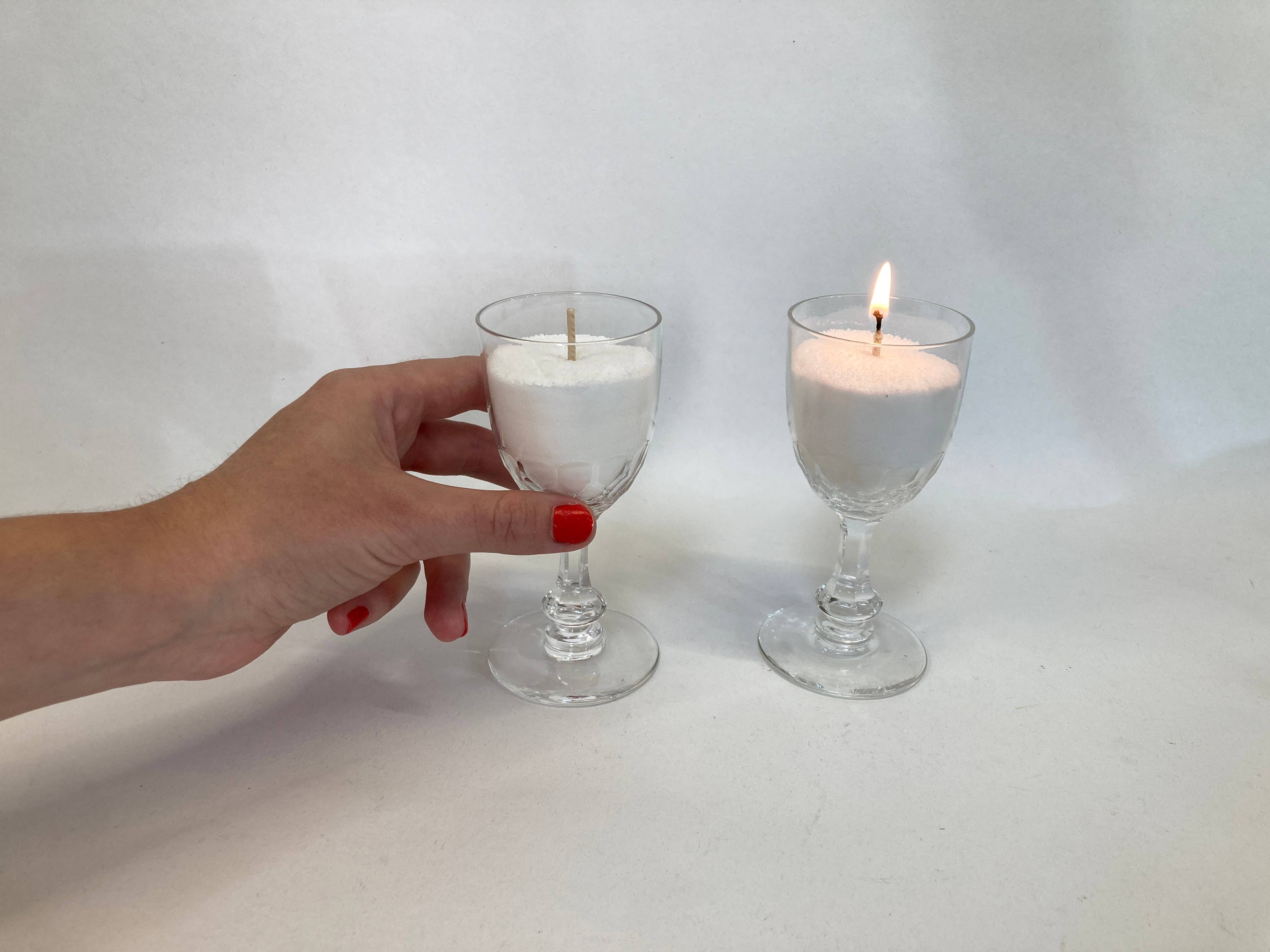 CHARITY BOUGIES DE NY - Wholesale DIY Craft Kit - Kit to create two candles in two pretty refined glasses
3