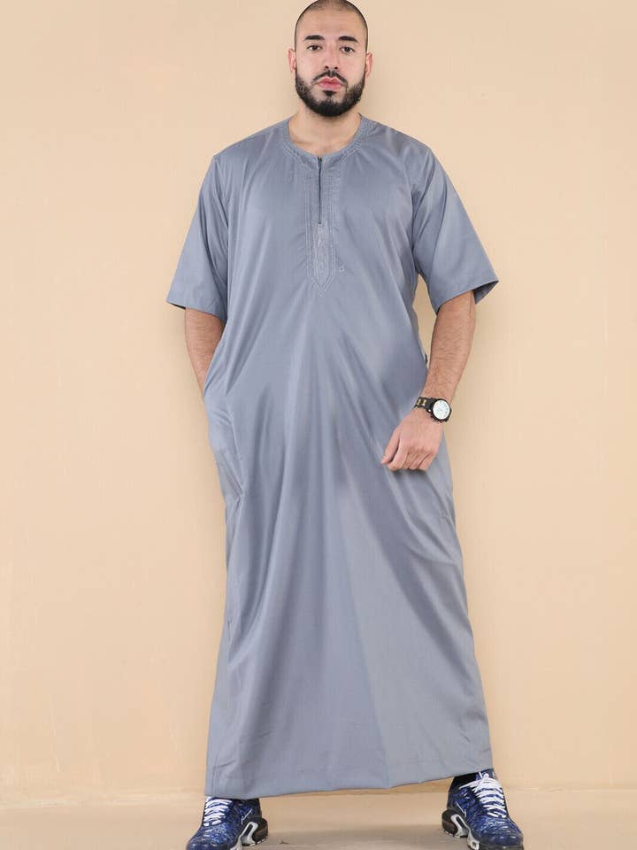 Infinity Leather (Upperclass Fashions Ltd) - Vente Peignoir – homme - Thobe pour homme islamique marocain et saoudien avec fermeture éclair – Robe kaftan arabe13