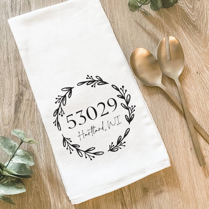 Lissi Designs - Wholesale Tea Towel - Custom City, State, Zip Code Wreath - Cotton Tea Towel1
