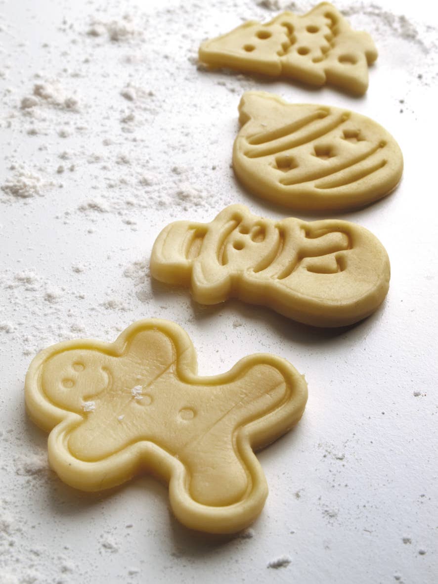 Ibili - Wholesale Kitchen Tool/Gadget - IBILI - Christmas cookie cutter with ejector (4 pcs)2