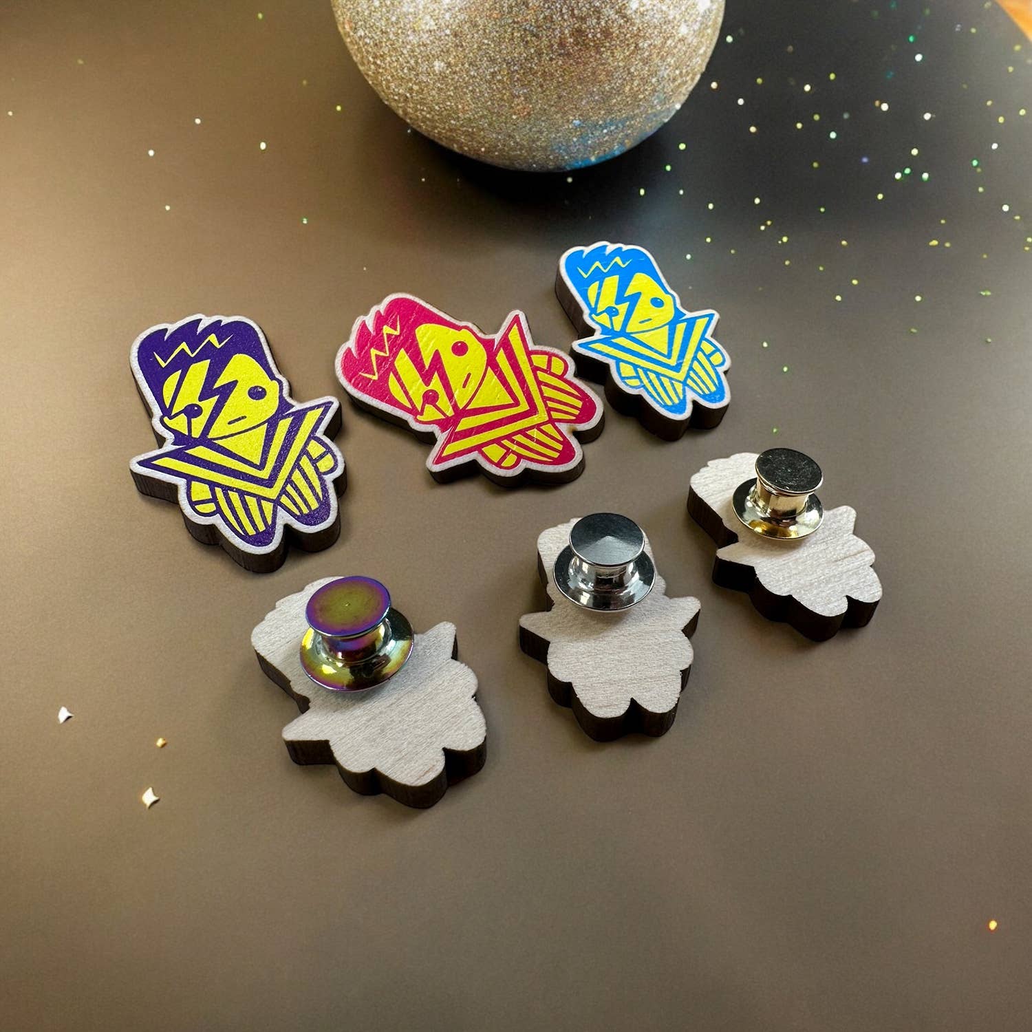 The Enamel Pin Factory – wholesale Lapel pin/button – Custom Wooden Pin Badges8