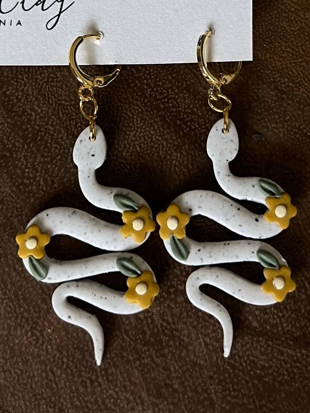 Cobras florais por atacado de Fire & Clay