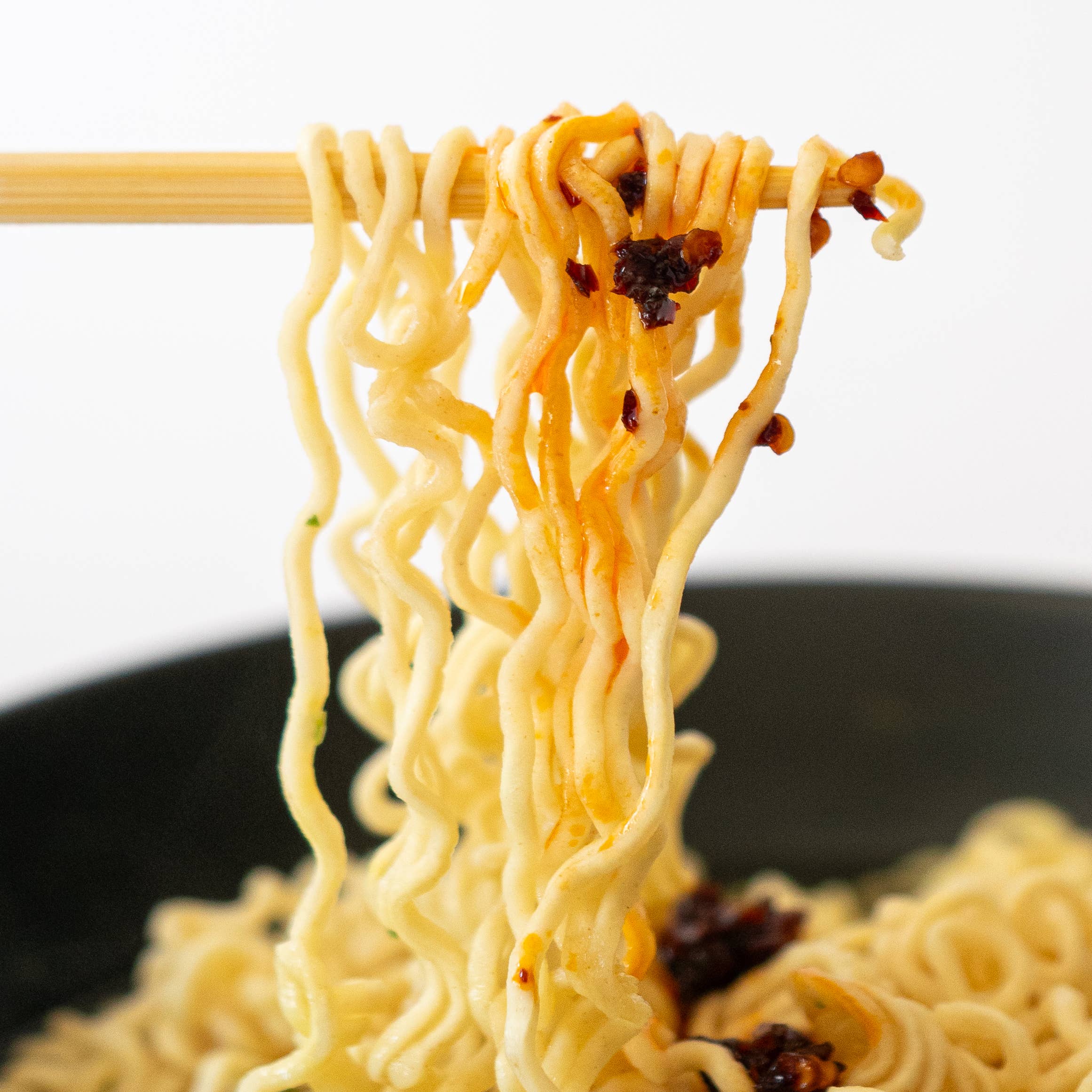 Me's Way LLC - Wholesale Sauce - MẸ’S WAY CHILI SAUCE-REGULAR-8oz15