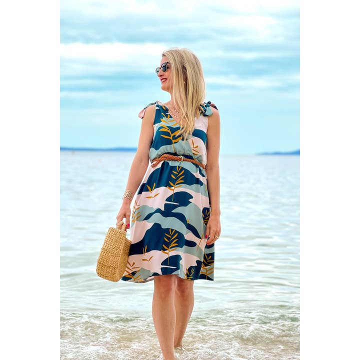 Eglantine et Zoé - Wholesale Fabric - Solis Green Viscose Poplin Fabric9