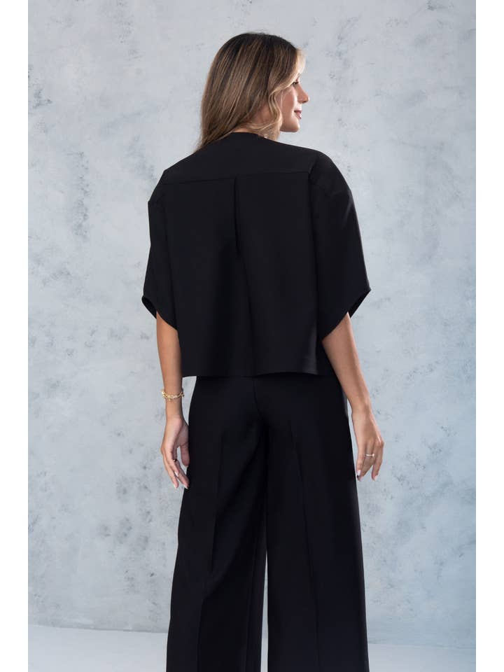 FERRACHE - Wholesale Jacket - Women's - Open fluid-cut jacket1