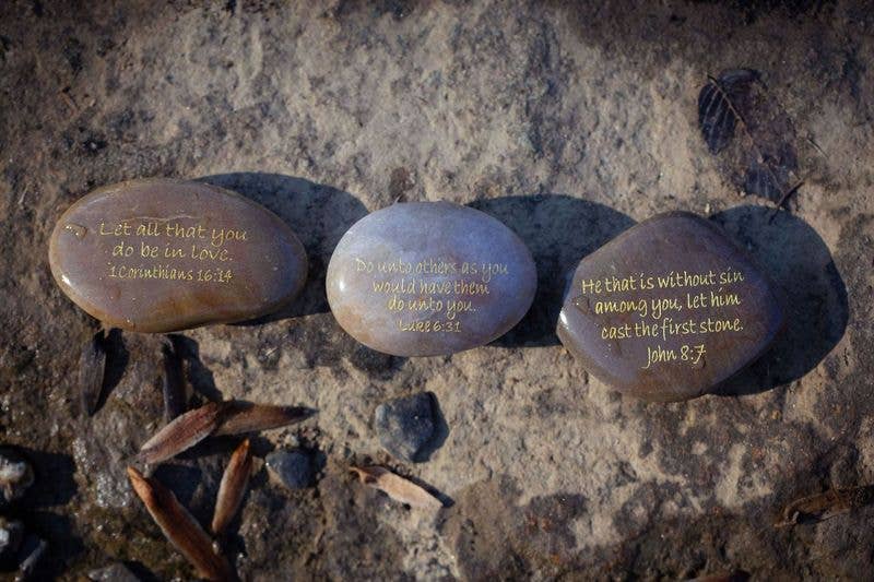 SHOPGIVECOURAGE - Wholesale Spiritual Stone/Crystal - Engraved River Rock Scripture Stones - Assorted 1