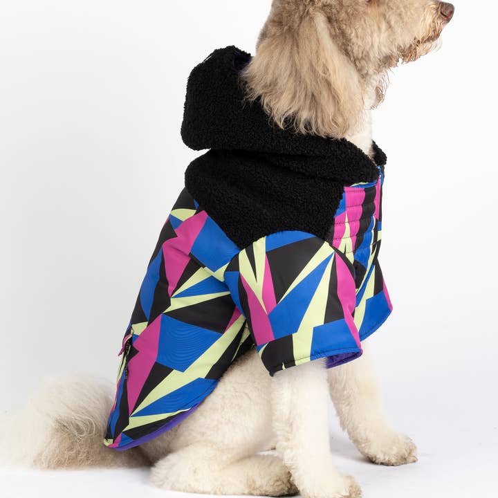 Manteau pour chien Ingo Manteau d'hiver résistant à l'eau avec distributeur de sacs à crottes et doublure en sherpa pour la vente par Silver Paw