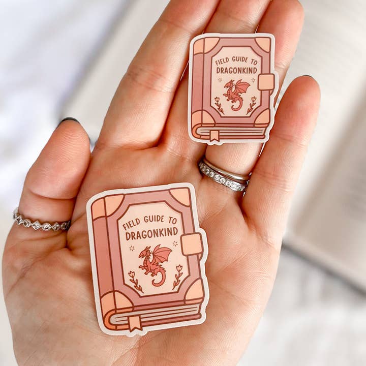 Little Turkey Shoppe - Vente Autocollant - Autocollant en vinyle Guide des dragons, Dragons, Fantaisie0