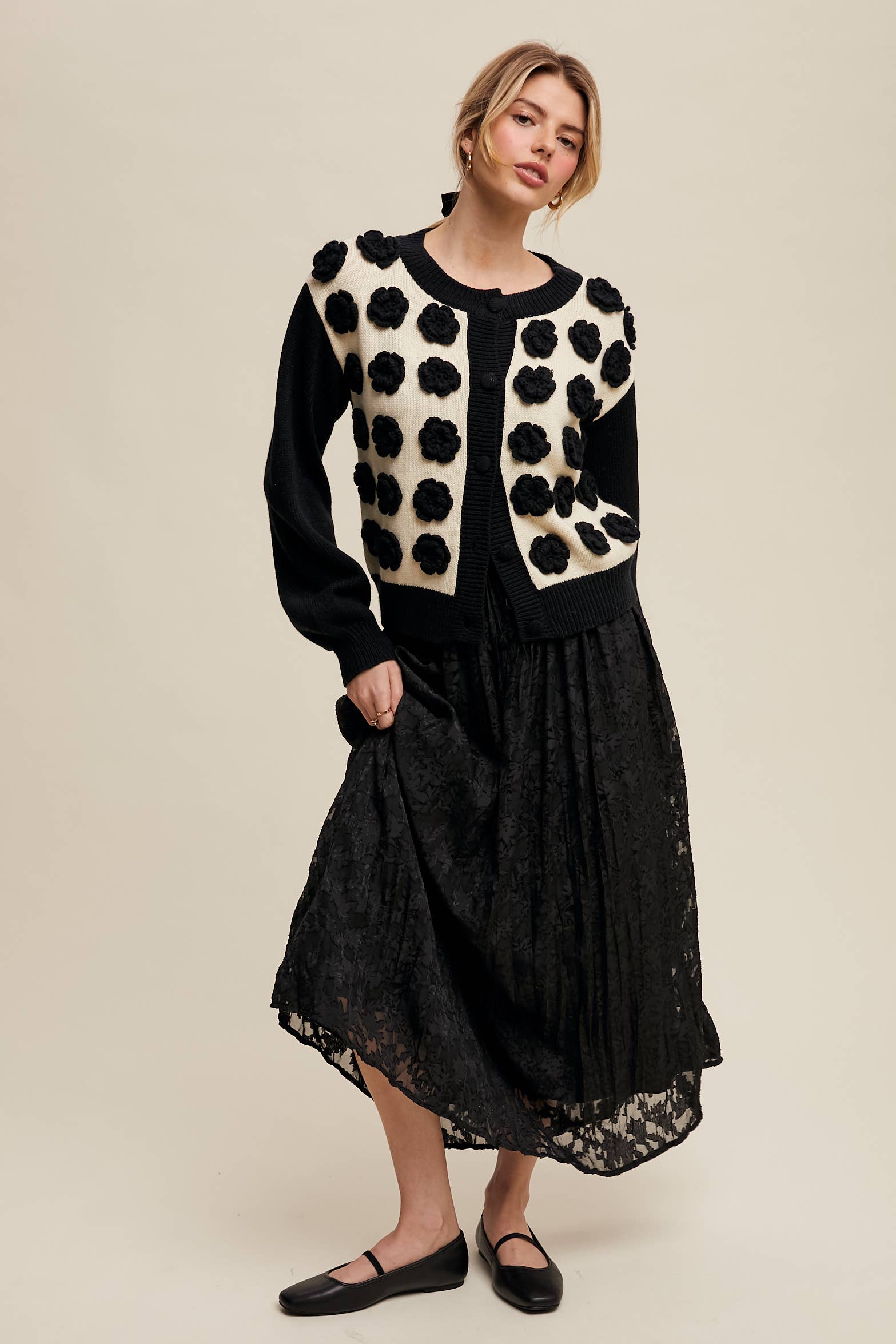 Listicle - Wholesale Skirt - Women's - Floral Textured Maxi Skirt32