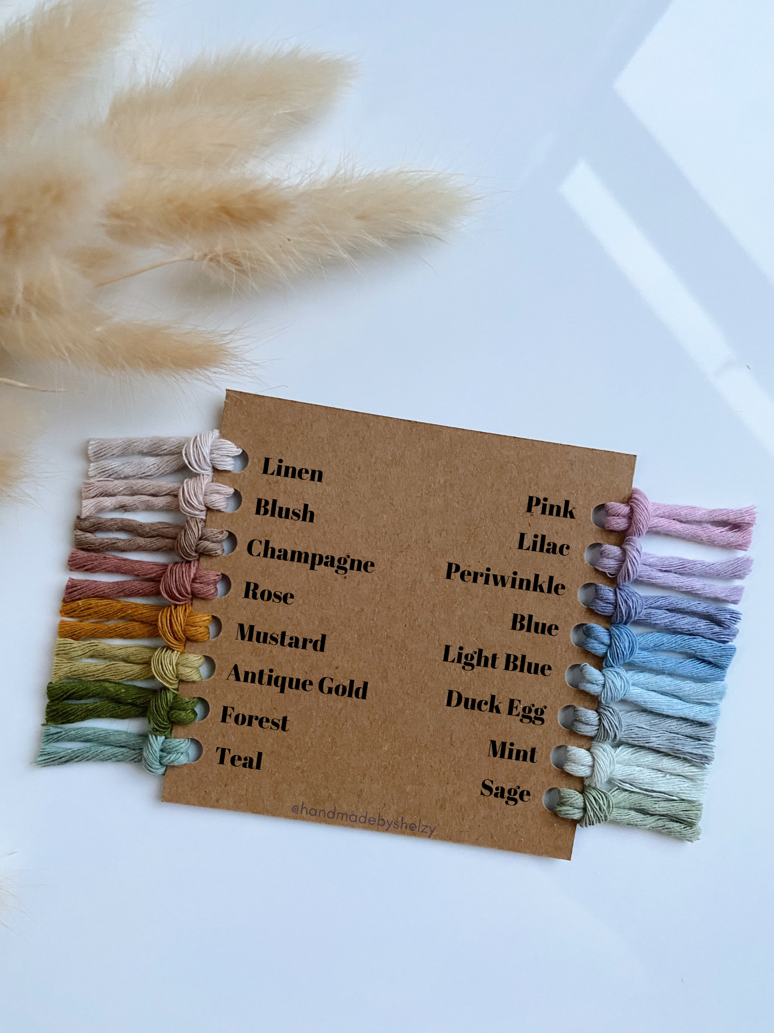 Handmade by Shelzy - Venta al por mayor Llavero - Mujer - Llavero sirena macramé tricolor1