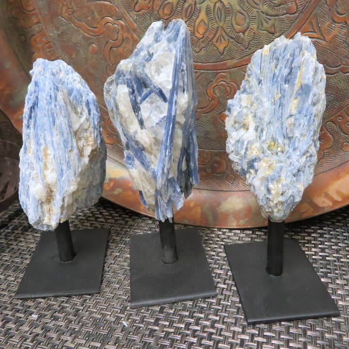 Rock Paradise - Wholesale Spiritual Stone/Crystal - Blue Kyanite Crystal on Metal Stand