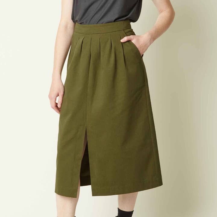 LA Jupe Défendue - Paper Sewing Pattern for wholesale by Atelier Brunette - Fabrics & Sewing Patterns Shop