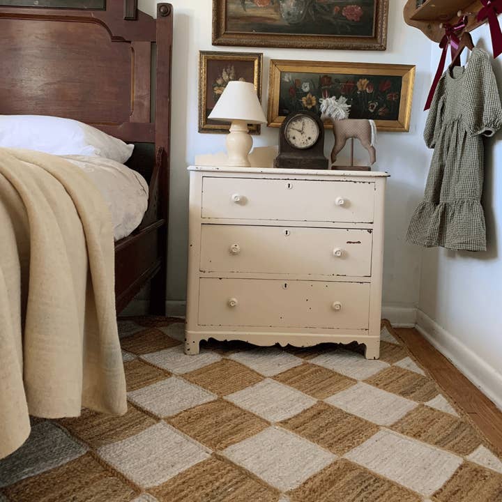 Maia Homes - Wholesale Area Rug - Diamond Checker Jute Rug - Natural and White1