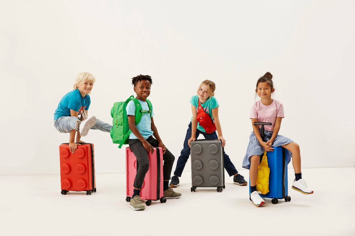 FUL Luggage (Concept One) – wholesale Luggage – LEGO® Signature Brick Red 22" Carry-on Luggage7