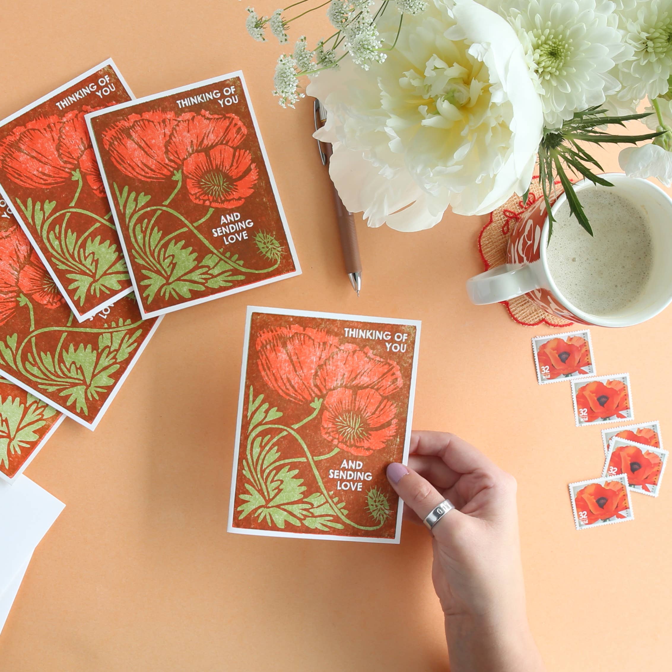 Heartell Press – Engroshandel Venskabskort – Tænker på dig (røde valmuer) Venskabskort3