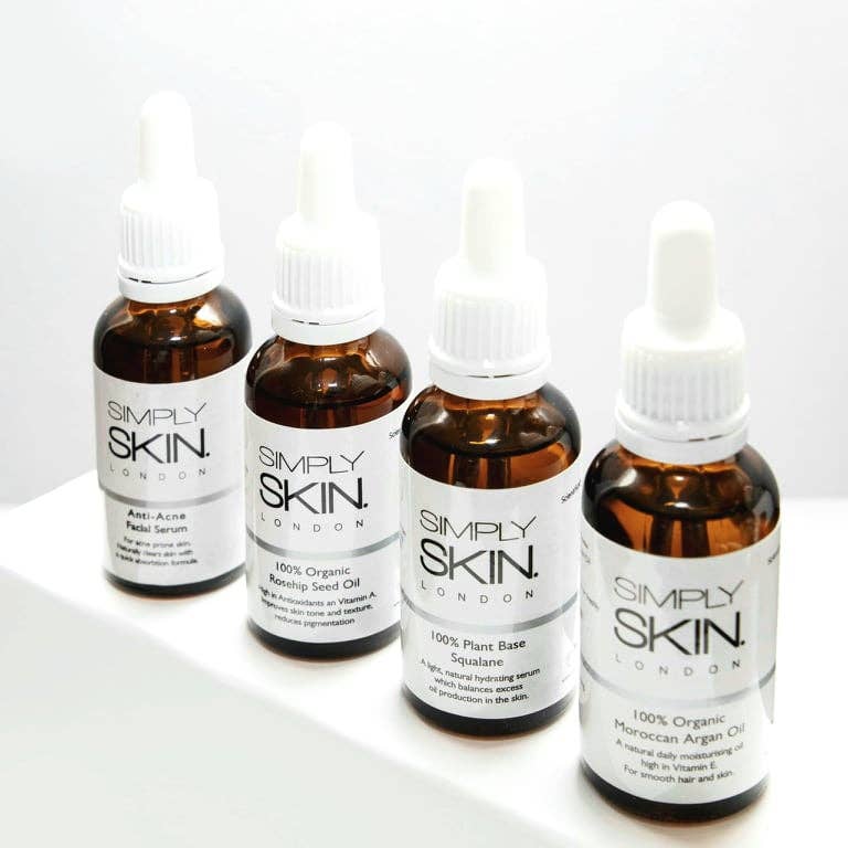 Simply Skin London - Wholesale Facial Serum/Concentrate - Hyaluronic Acid Serum. 1.5%, Ultra-Light Vegan Formula2