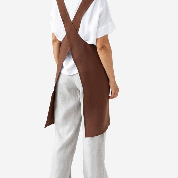 MagicLinen (We handle U.S. import procedures for you) - Wholesale Apron - Pinafore apron with pockets in Chocolate brown4