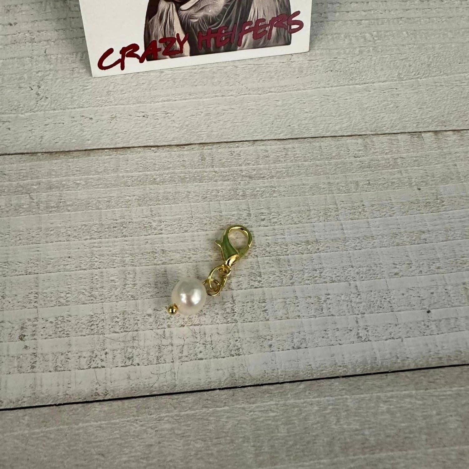 Crazy Heifers Wholesale - Wholesale Individual Charm/Pendant - Clip-on Charms Gold Tone V275