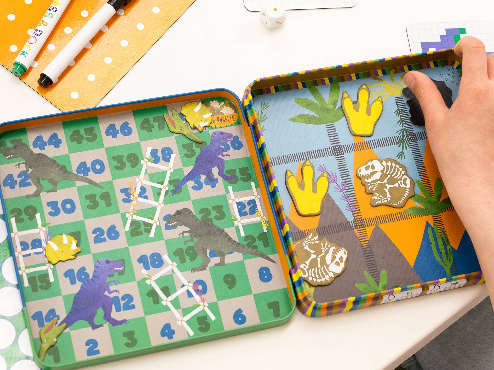 Floss and Rock - Wholesale Magnet - Kids & Baby - Magnetic Fun & Games Tin - Dinosaur2