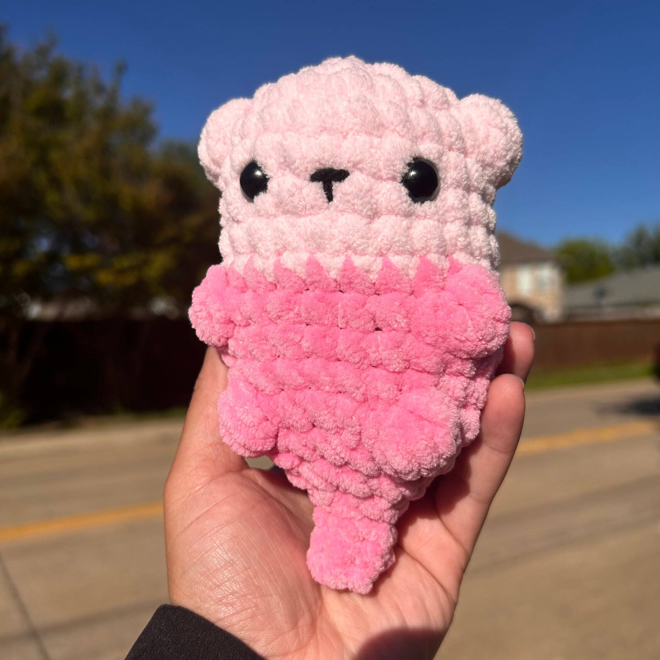 TOMOPOD LLC - Wholesale Stuffed/Plush Toy - Kids & Baby - Crochet Otter Plushie, Mini Handmade Stuffed Toys5