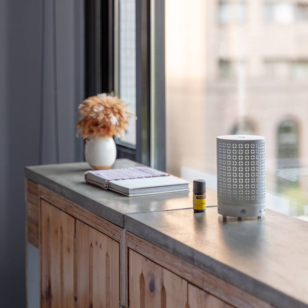 Serene House EUROPE - Venta al por mayor Difusores eléctricos - Cosmos 90 - Difusor ultrasónico de metal blanco5