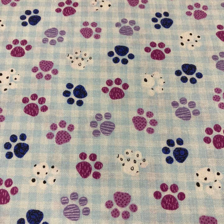 Jo's Pet Treats & Bandanas by Abab Enterprises, LLC - Vente Bandana – chien - Bandana à nouer pour chien avec motif de patte, prêt à être vendu au détail21