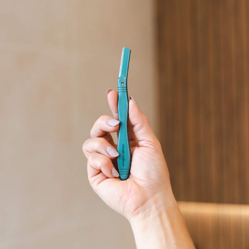 Jungle Culture - Wholesale Wenkbrauwscheermes/Shaper - Dermaplaner wenkbrauwscheermes - herbruikbare metalen scheermesjes (Shaper)4