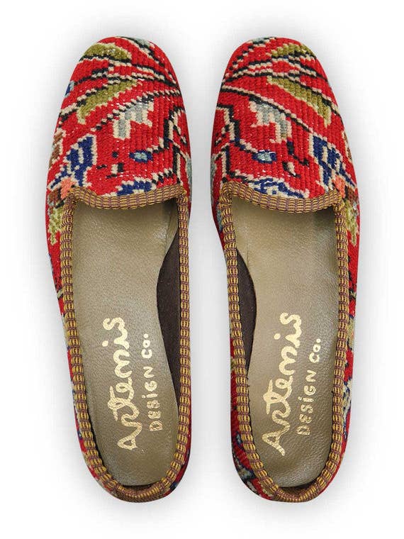 Women's Carpet Loafers - Size 6.5 for wholesale by Artemis Design Co.