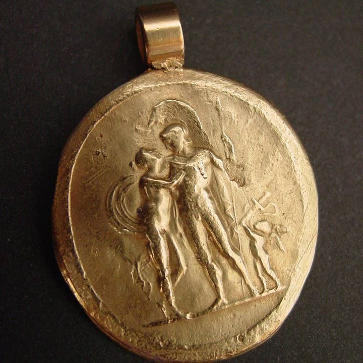 Afrodite, Cupid och Ares hänge för wholesale av Vis a Vis Jewelry