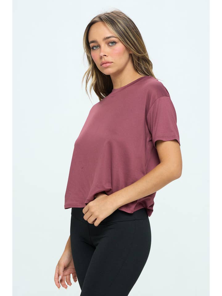 Knit Riot – Engroshandel T-shirt – til kvinder – Kortærmet Boxy Cropped Tee3