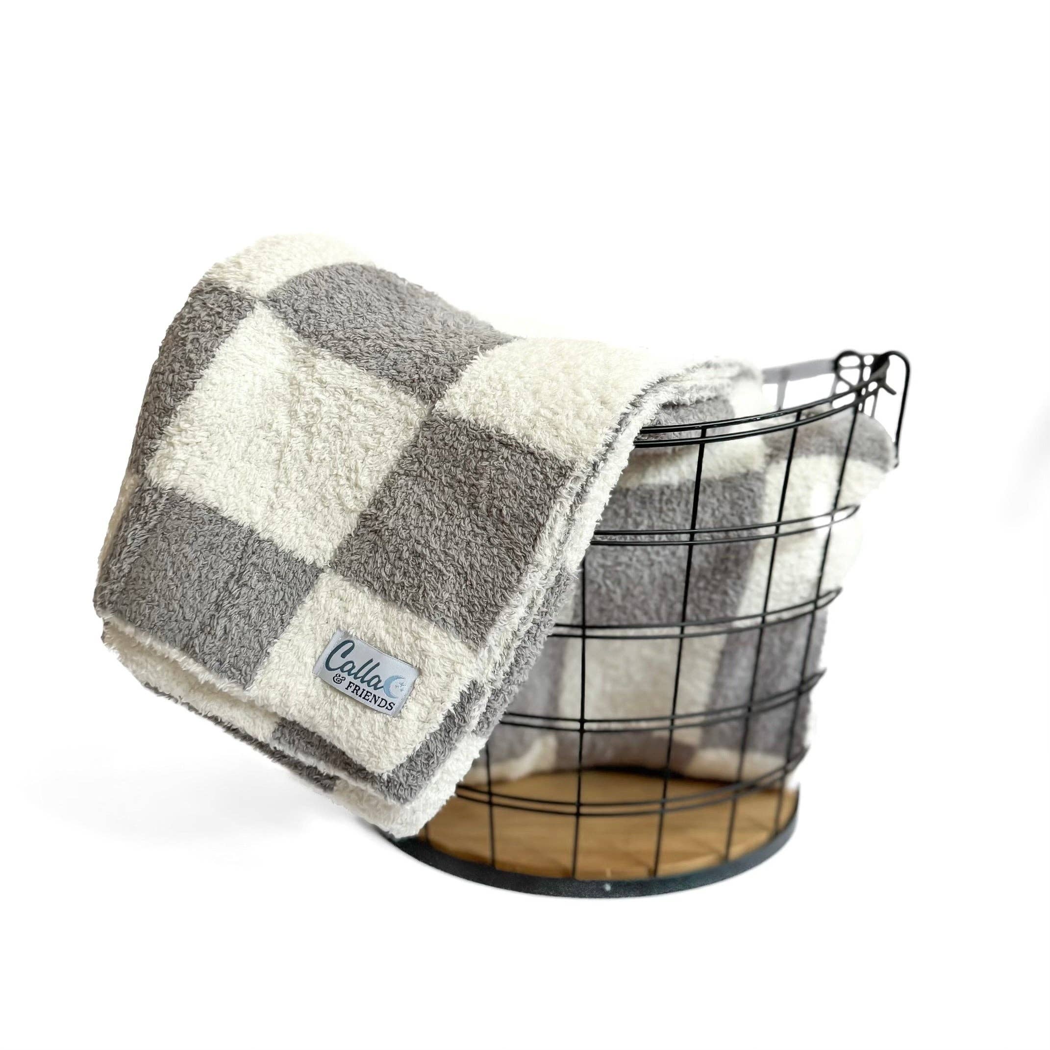 Calla & Friends - Wholesale Throw Blanket - The Bliss Blanket4