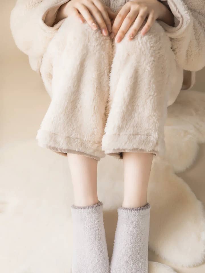 Marc JoJo - Wholesale Sock Slippers - Women's - π§¦βοΈ Short Fuzzy Non-Slip House Socks π‘β¨6