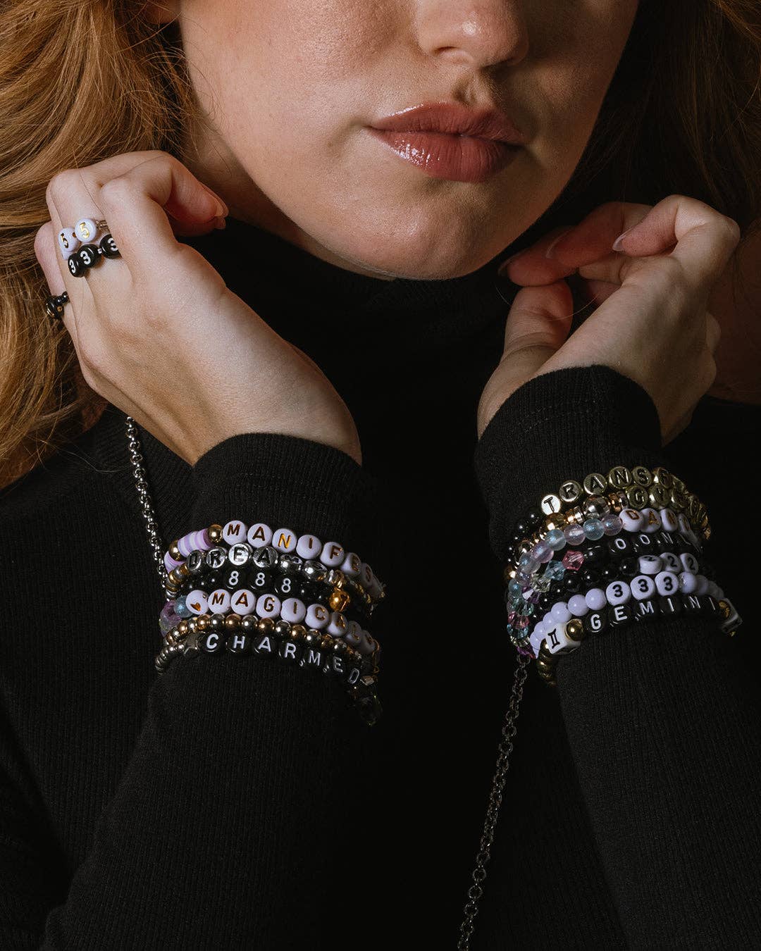 Jewelry Made by Me - Vendita all'ingrosso Gioielli fai da te - Bambini - Lettere rotonde dorate metalliche MAGICAL & cristalli barattolo di perline fai-da-te1