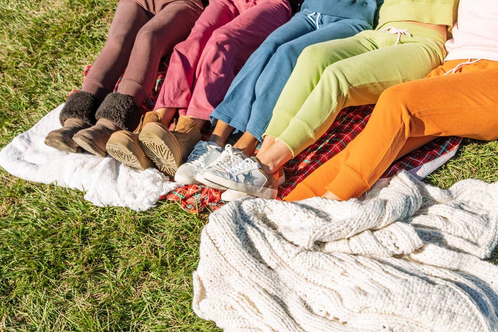 Molly Moran LLC - Wholesale Lounge Sweatpants/Joggers - Women's - Cozy Joggers6